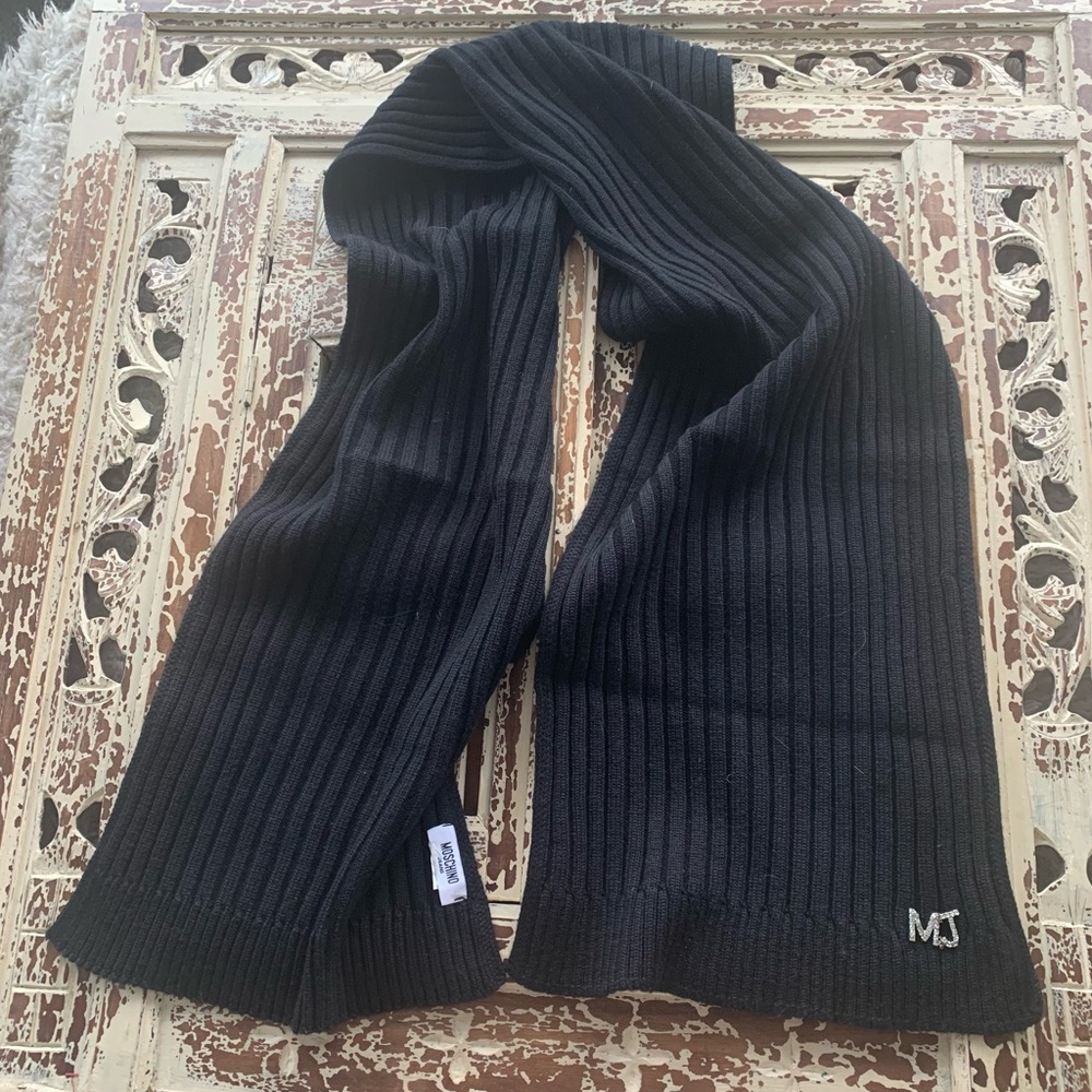 Moschino Jeans Vintage Ribbed Scarf